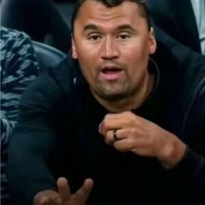 Meet your Posher, Elisha